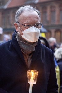 'Lichter für den Frieden' Friedensgebet und Kundgebung für die Ukraine in Hannover