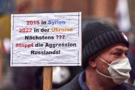 'Lichter für den Frieden' Friedensgebet und Kundgebung für die Ukraine in Hannover