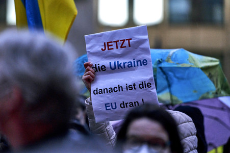 'Lichter für den Frieden' Friedensgebet und Kundgebung für die Ukraine in Hannover