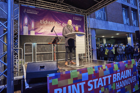 'Lichter für den Frieden' Friedensgebet und Kundgebung für die Ukraine in Hannover