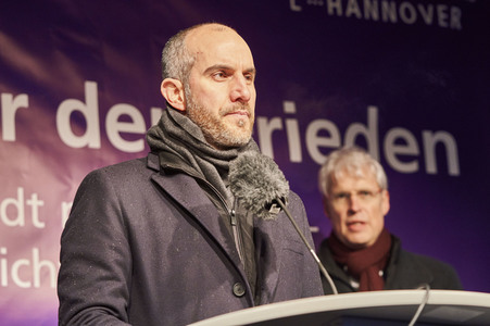 'Lichter für den Frieden' Friedensgebet und Kundgebung für die Ukraine in Hannover