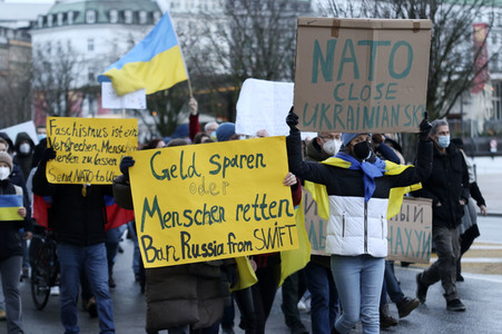 Demonstration gegen den Krieg in der Ukraine in Hamburg