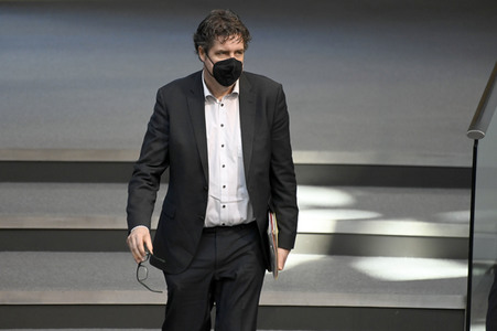 Sondersitzung des Deutschen Bundestages in Berlin