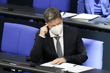 Sondersitzung des Deutschen Bundestages in Berlin