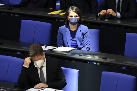 Sondersitzung des Deutschen Bundestages in Berlin