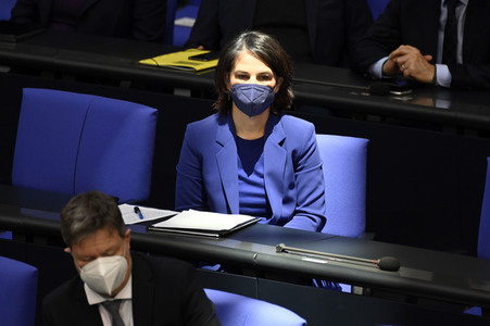 Sondersitzung des Deutschen Bundestages in Berlin