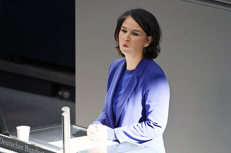 Sondersitzung des Deutschen Bundestages in Berlin