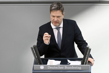 Sondersitzung des Deutschen Bundestages in Berlin