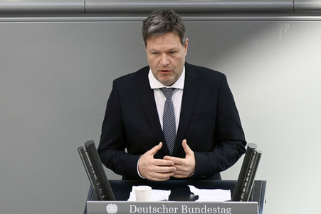 Sondersitzung des Deutschen Bundestages in Berlin