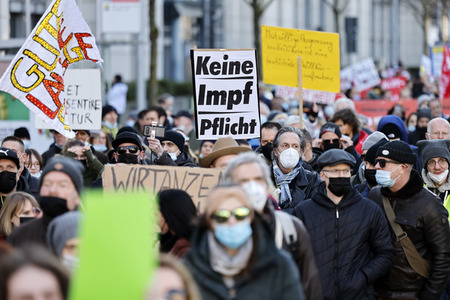 Coronademo in Düsseldorf