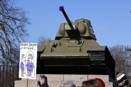 Großdemonstration gegen den Krieg in der Ukraine in Berlin