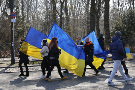 Großdemonstration gegen den Krieg in der Ukraine in Berlin