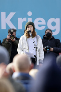 Großdemonstration gegen den Krieg in der Ukraine in Berlin