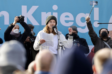 Großdemonstration gegen den Krieg in der Ukraine in Berlin