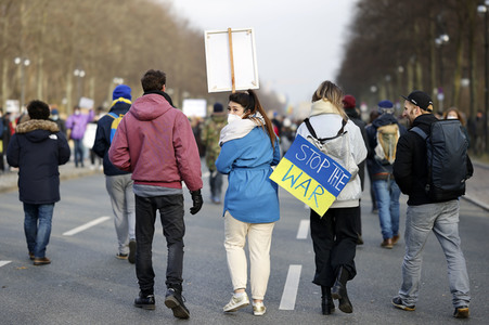 Großdemonstration gegen den Krieg in der Ukraine in Berlin