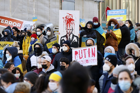 Demonstration gegen den Krieg in der Ukraine in Köln