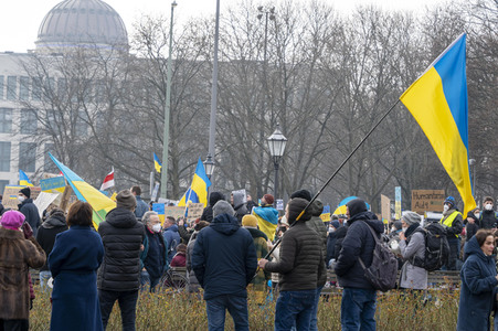 Großdemonstration gegen den Krieg in der Ukraine in Berlin