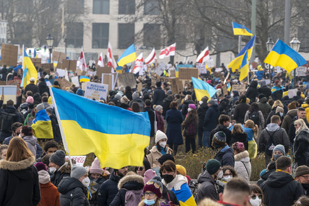 Großdemonstration gegen den Krieg in der Ukraine in Berlin