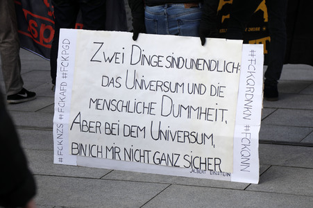 Kundgebung gegen Verschwörungstheorien und demokratiefeindliches Gedankengut in Görlitz