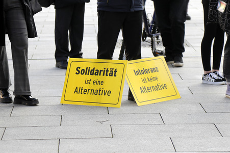 Kundgebung gegen Verschwörungstheorien und demokratiefeindliches Gedankengut in Görlitz