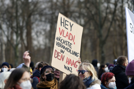 Großdemonstration gegen den Krieg in der Ukraine in Berlin
