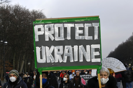 Großdemonstration gegen den Krieg in der Ukraine in Berlin