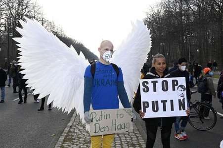 Großdemonstration gegen den Krieg in der Ukraine in Berlin