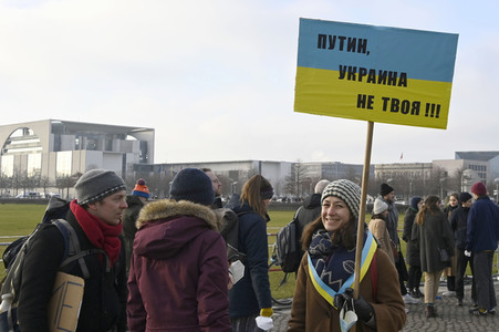 Großdemonstration gegen den Krieg in der Ukraine in Berlin