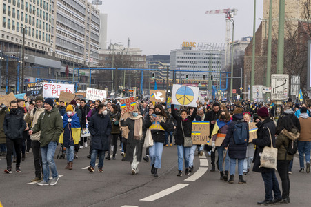 Großdemonstration gegen den Krieg in der Ukraine in Berlin