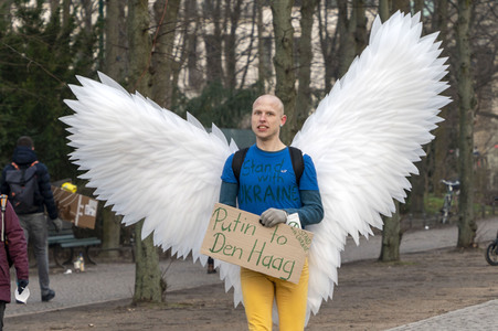 Großdemonstration gegen den Krieg in der Ukraine in Berlin