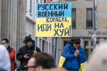 Großdemonstration gegen den Krieg in der Ukraine in Berlin