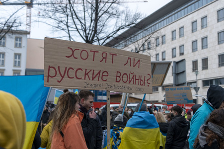 Großdemonstration gegen den Krieg in der Ukraine in Berlin