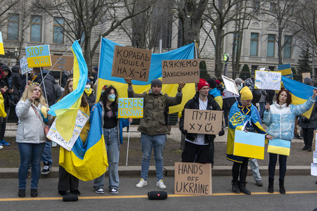 Großdemonstration gegen den Krieg in der Ukraine in Berlin