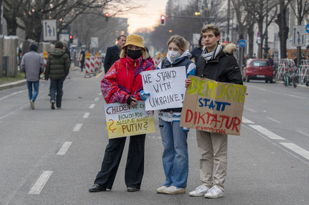 Großdemonstration gegen den Krieg in der Ukraine in Berlin