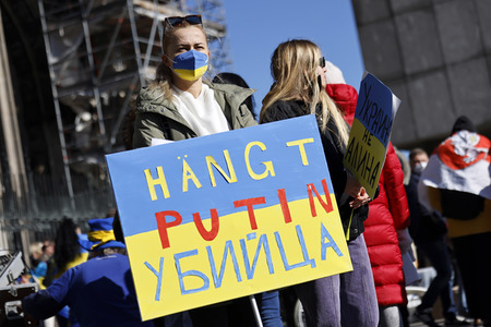 Demonstration gegen den Krieg in der Ukraine in Köln
