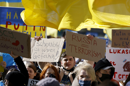 Demonstration gegen den Krieg in der Ukraine in Köln