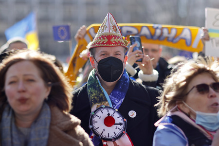 Demonstration gegen den Krieg in der Ukraine in Köln