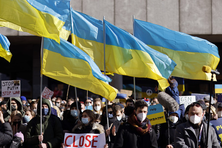 Demonstration gegen den Krieg in der Ukraine in Köln
