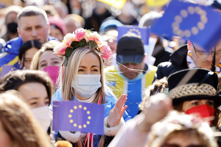 Demonstration gegen den Krieg in der Ukraine in Köln