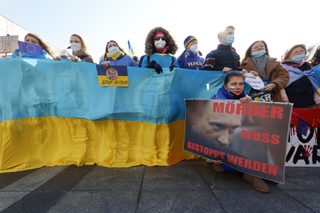Demonstration gegen den Krieg in der Ukraine in Köln