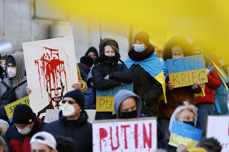 Demonstration gegen den Krieg in der Ukraine in Köln