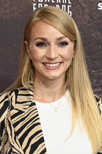 Serienpremiere 'Funeral for a Dog' in München