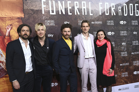 Serienpremiere 'Funeral for a Dog' in München