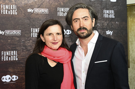 Serienpremiere 'Funeral for a Dog' in München