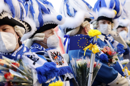 Friedensdemo am Rosenmontag in Köln