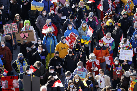 Friedensdemo am Rosenmontag in Köln
