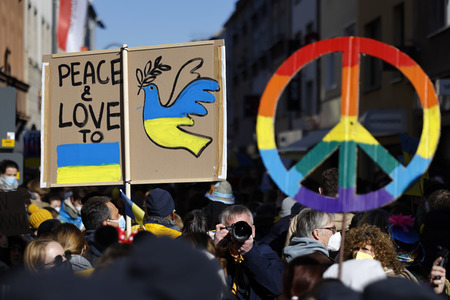 Friedensdemo am Rosenmontag in Köln