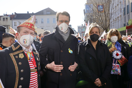 Friedensdemo am Rosenmontag in Köln