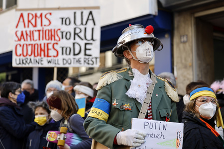 Friedensdemo am Rosenmontag in Köln
