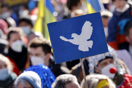 Friedensdemo am Rosenmontag in Köln